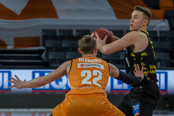 费斯塔彭的 费斯塔彭的